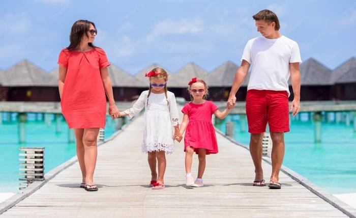 The Family Holiday Formula: How to Pick a Resort Every Generation Will Love The Family Holiday Formula How to Pick a Resort Every Generation Will Love